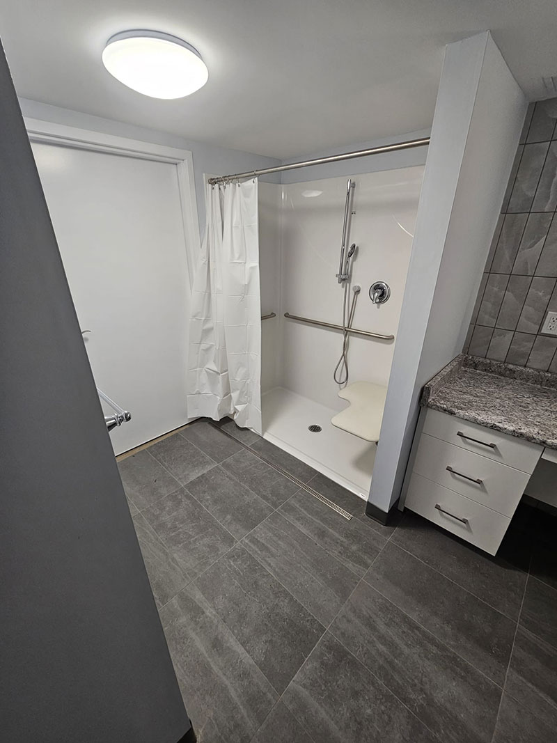 AODA-Compliant-Apartment-Unit--(6)