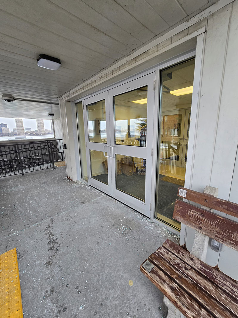 Apartment-Building-–-AODA-Compliant-Front-Vestibule-Door-Replacement-(5)